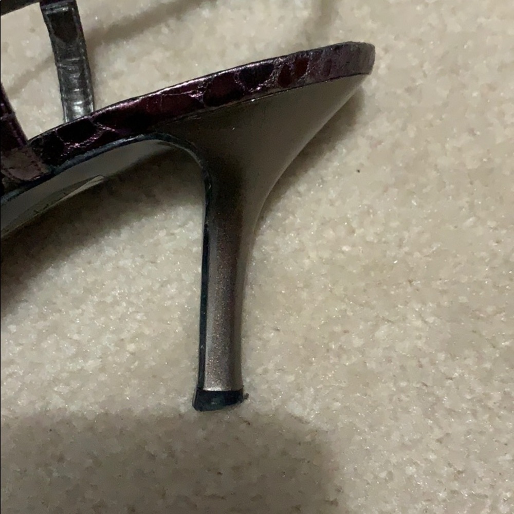Shoes - Picture 4 of 5